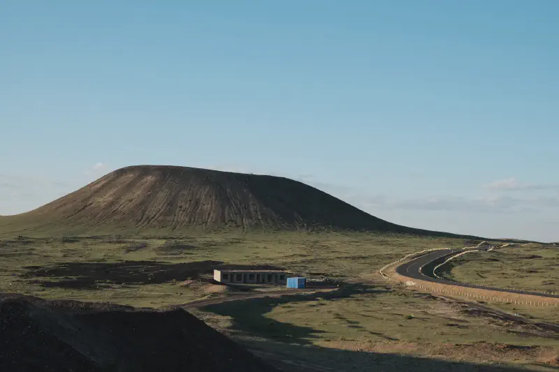 Featured image of post Exploring Ulanqab: Grasslands and Volcanoes